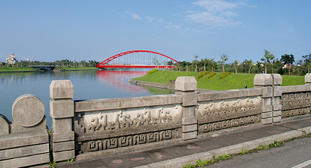 冬山河河岸與綠地